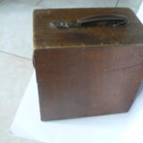 Storage with handle for transport wooden box