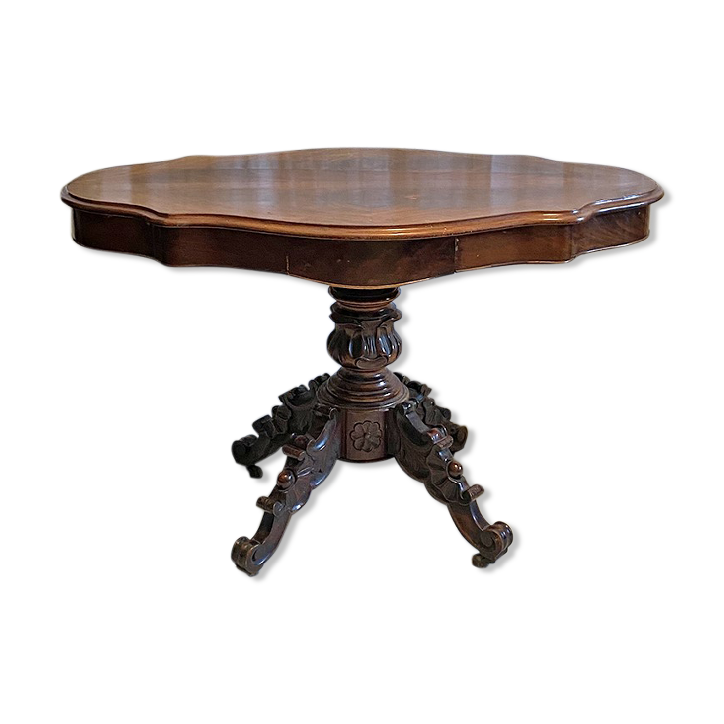 Napoleon III fiddled form table