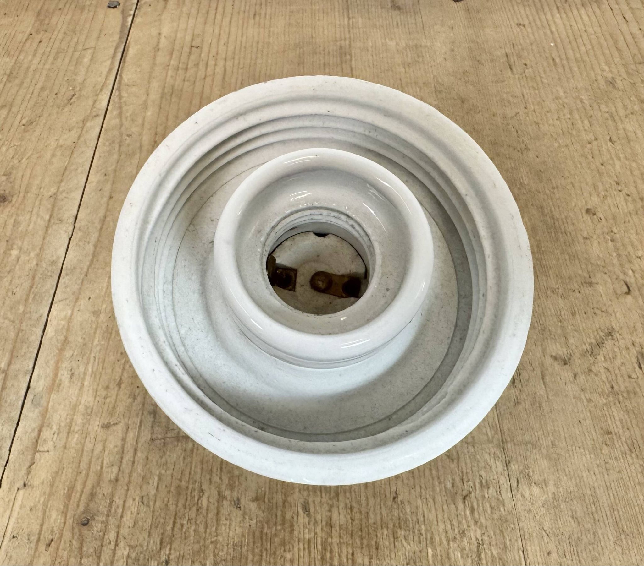 Applique murale vintage en porcelaine blanche avec verre transparent, années 1960