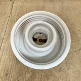 Applique murale vintage en porcelaine blanche avec verre transparent, années 1960