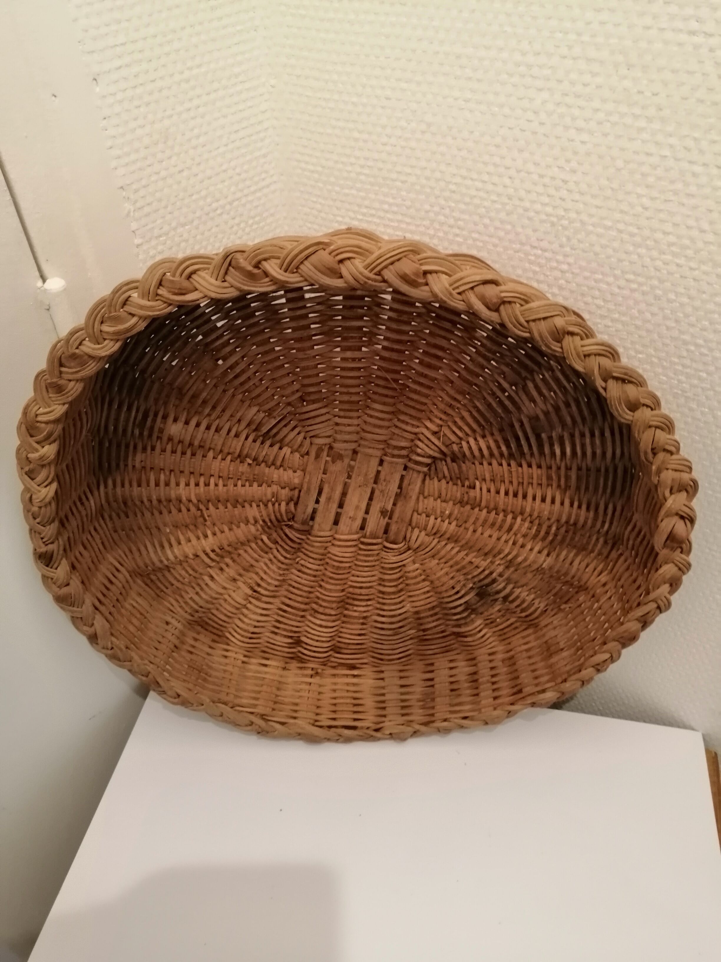 Wicker basket