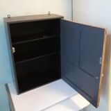 Old paris to suspend locker