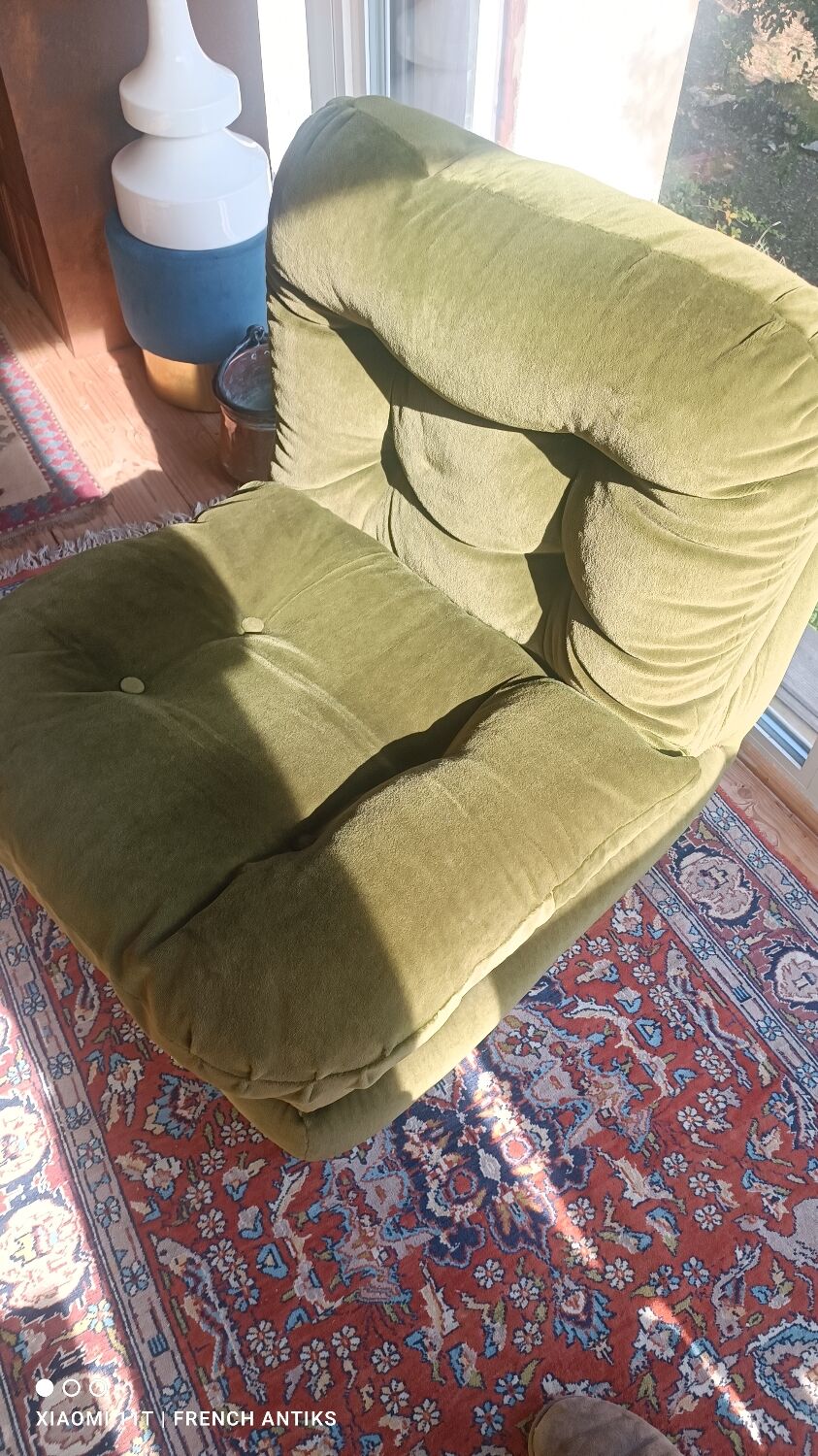 Fauteuil velours des années 60/70 en parfait état