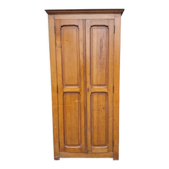 Armoire parisienne