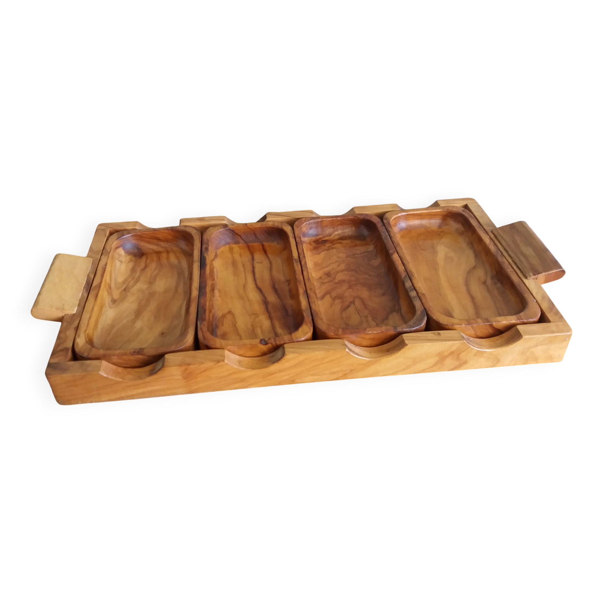 Olive wood aperitif platter and ramekins