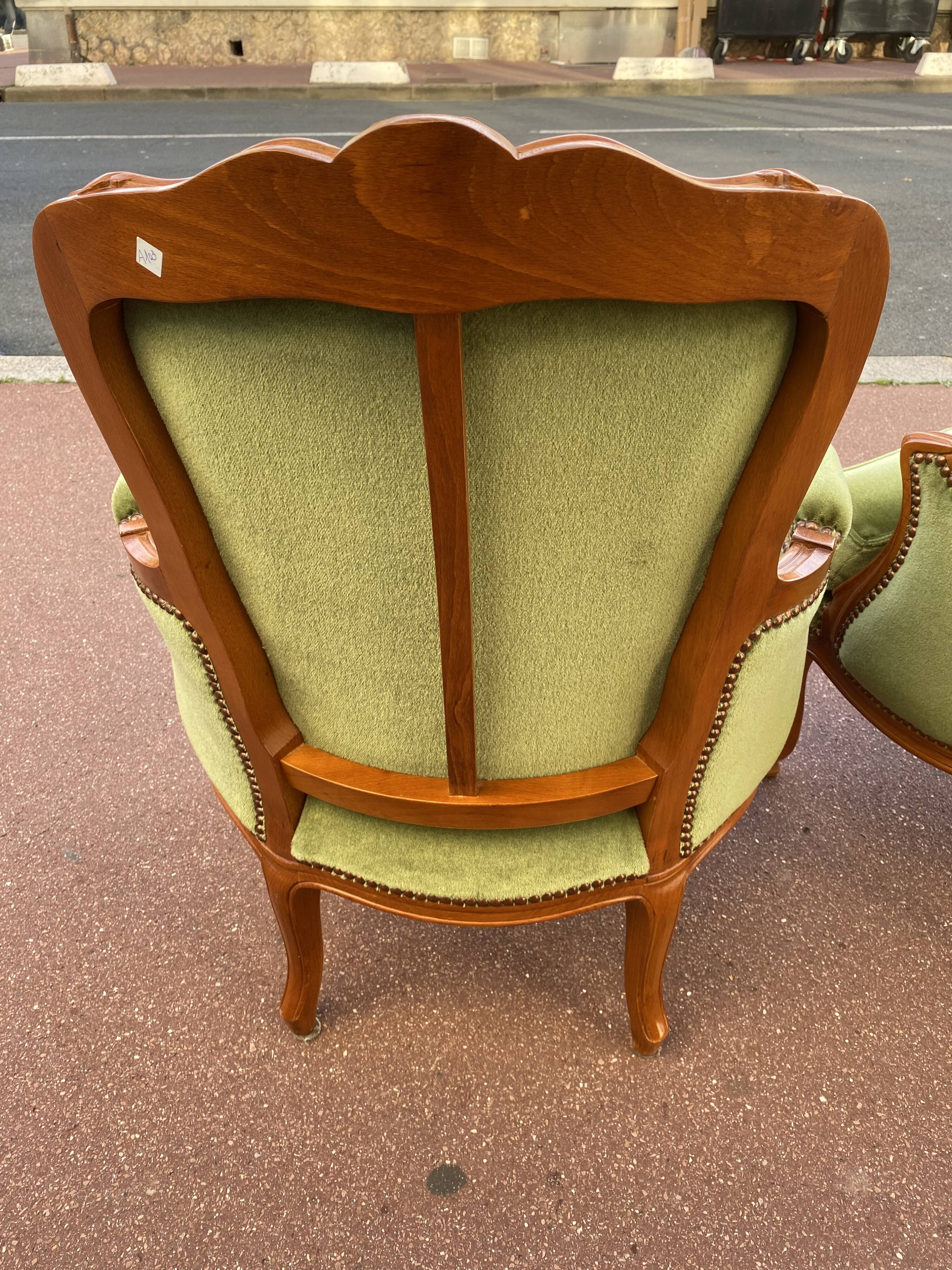 Paire de bergères fauteuils style Louis XV