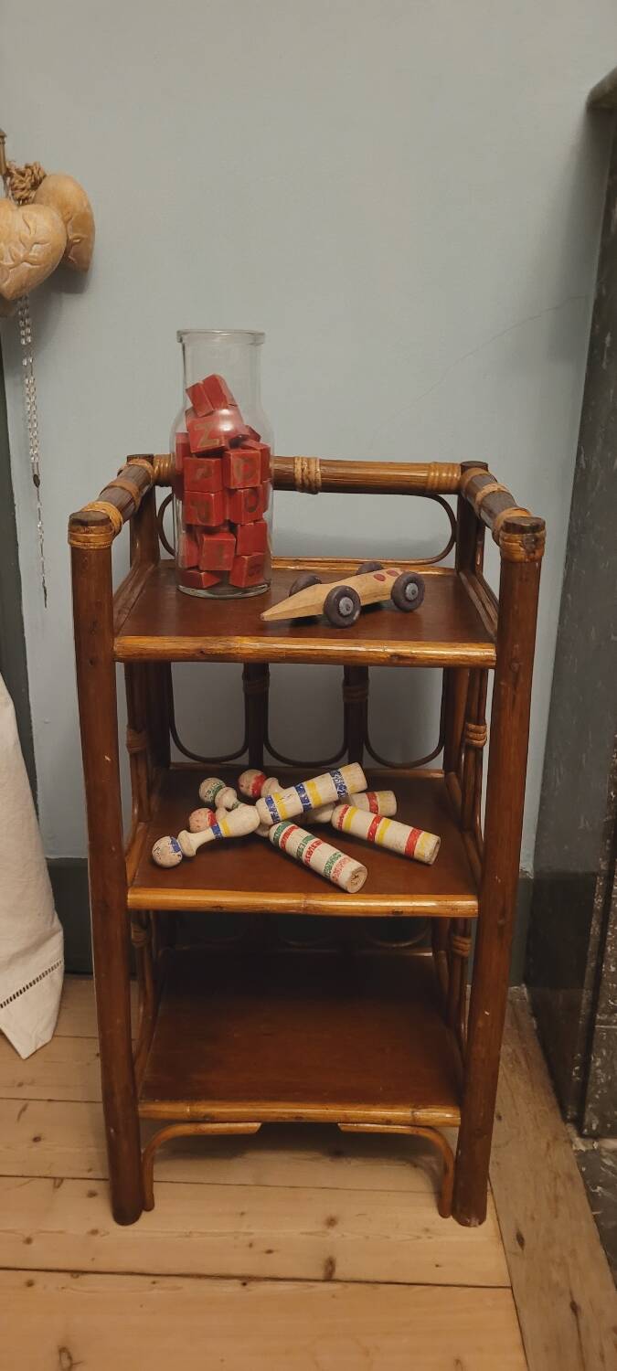 70's rattan shelf