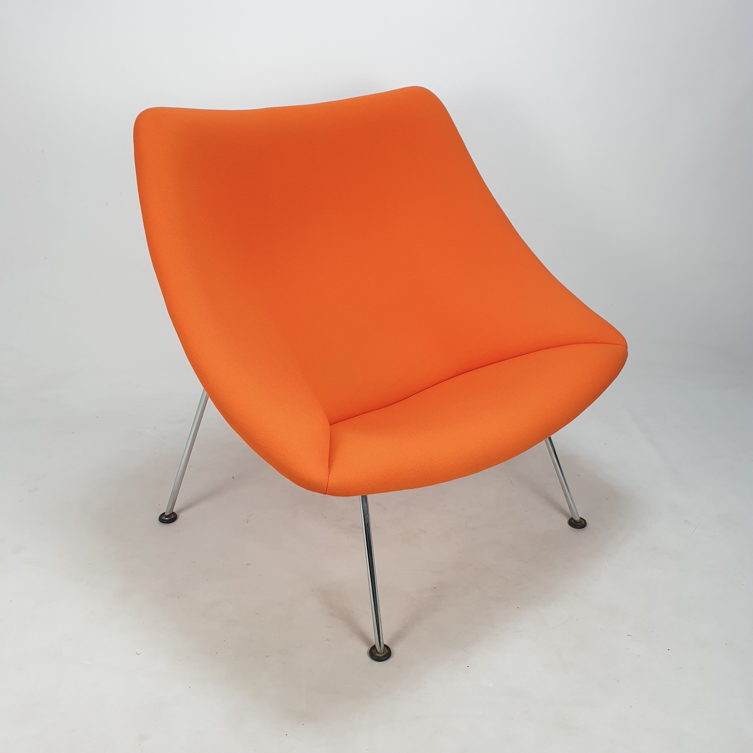 Oyster Chair and Ottoman by Pierre Paulin for Artifort