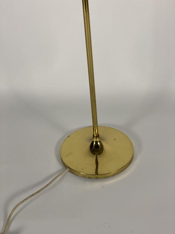 Iridescent glass brass globe lamppost