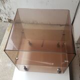 Table desserte roulante design en plexi fumé années 1970