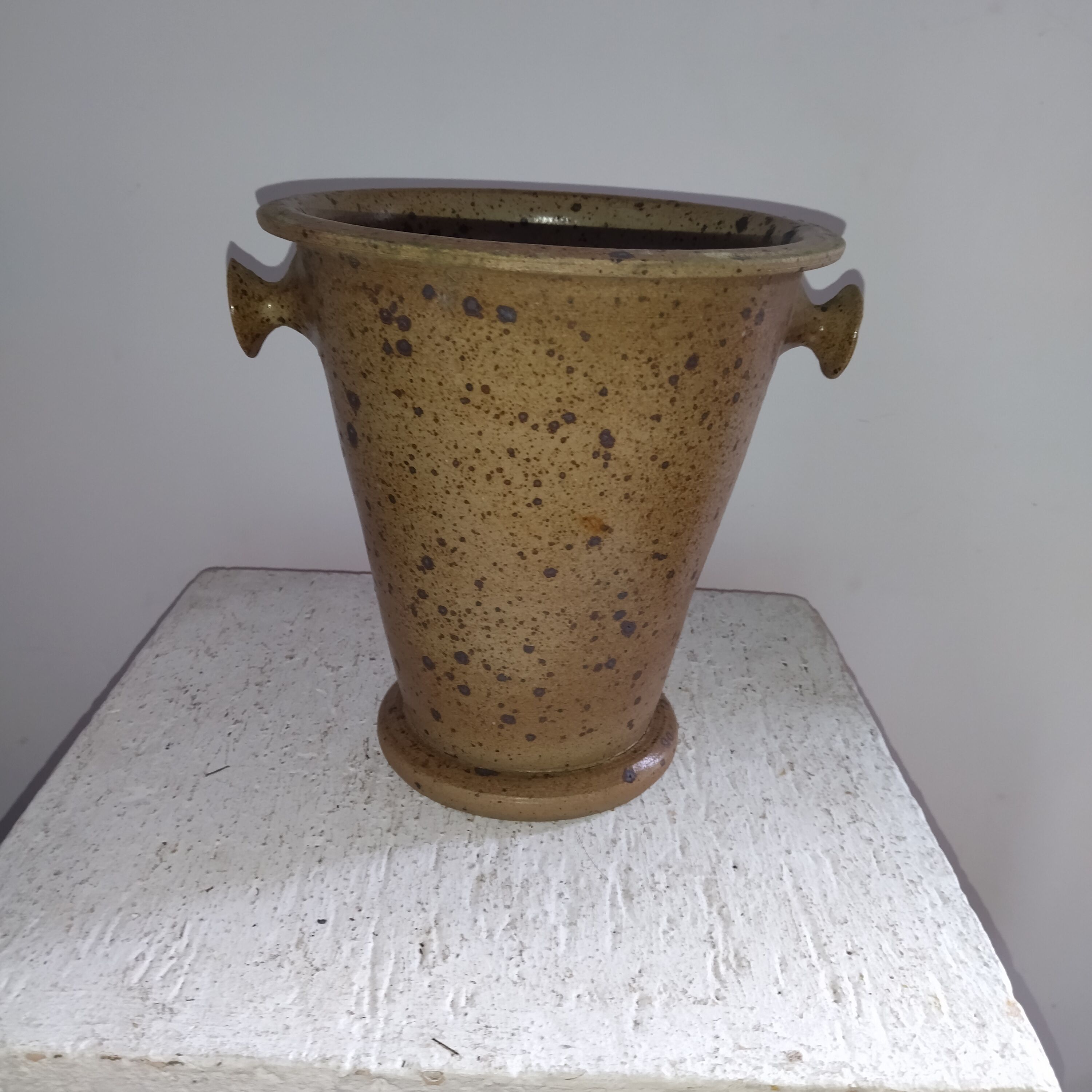 Bucket ice champagne sandstone La Borne Michel Dumont ice bucket