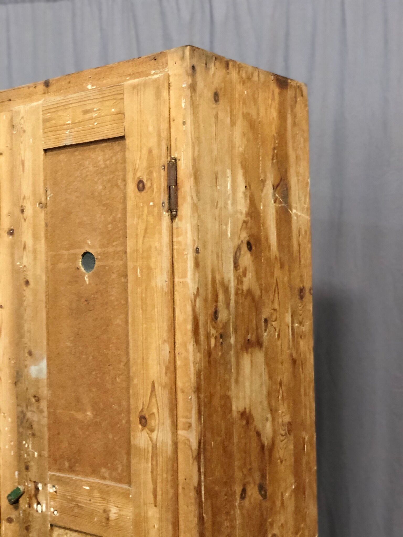 Ancient wood wardrobe, 2 doors