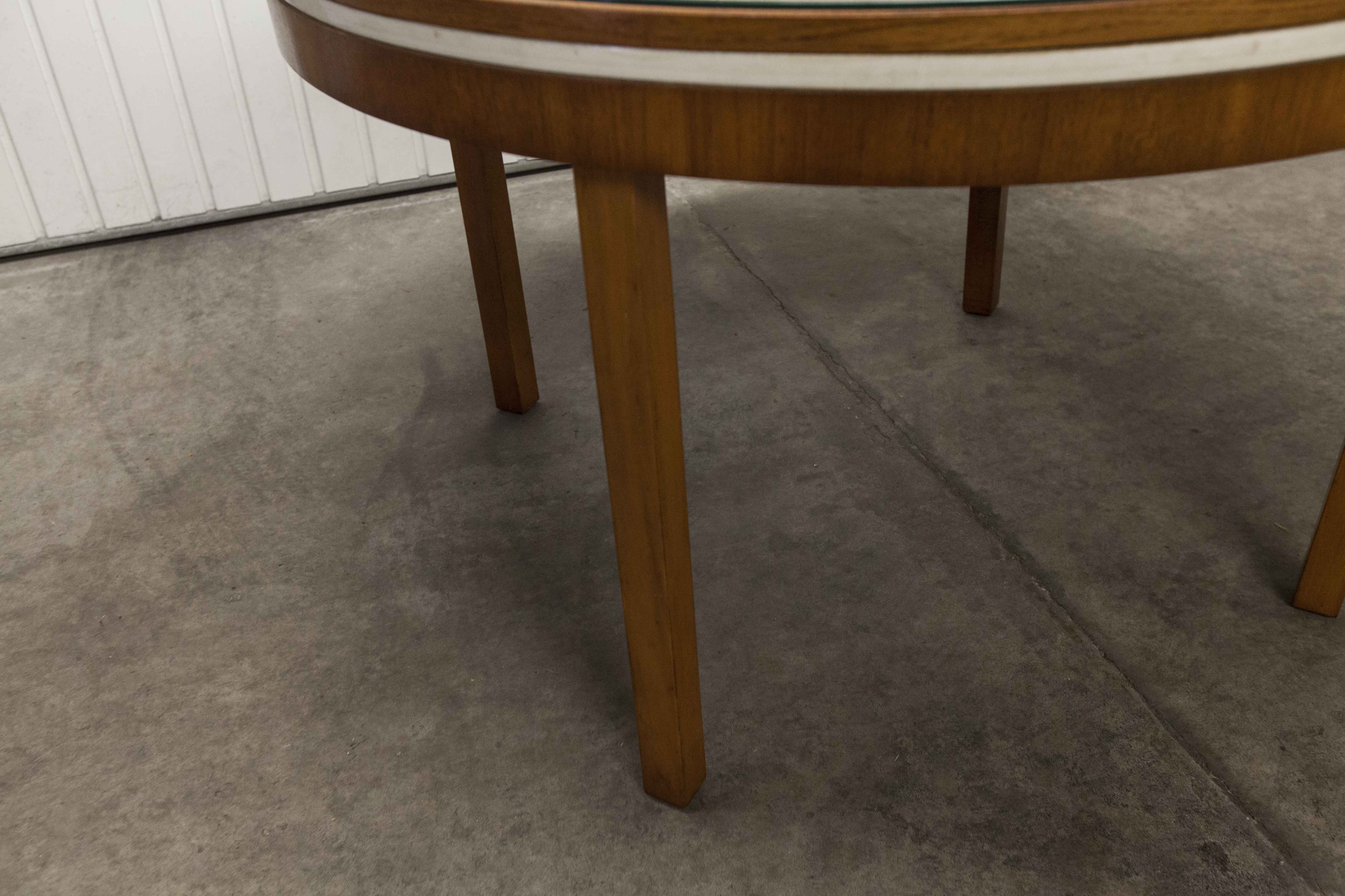 Round table teak 1960