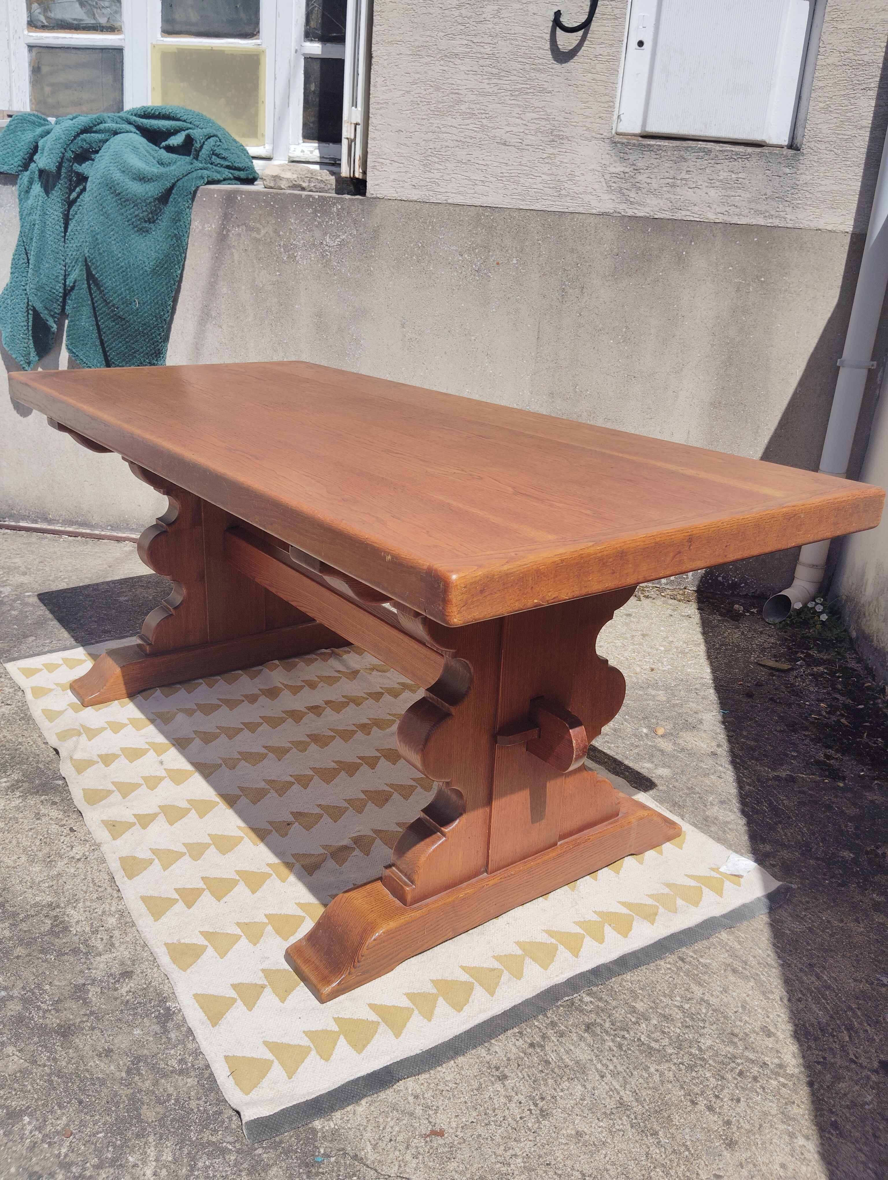 Table de ferme monastère