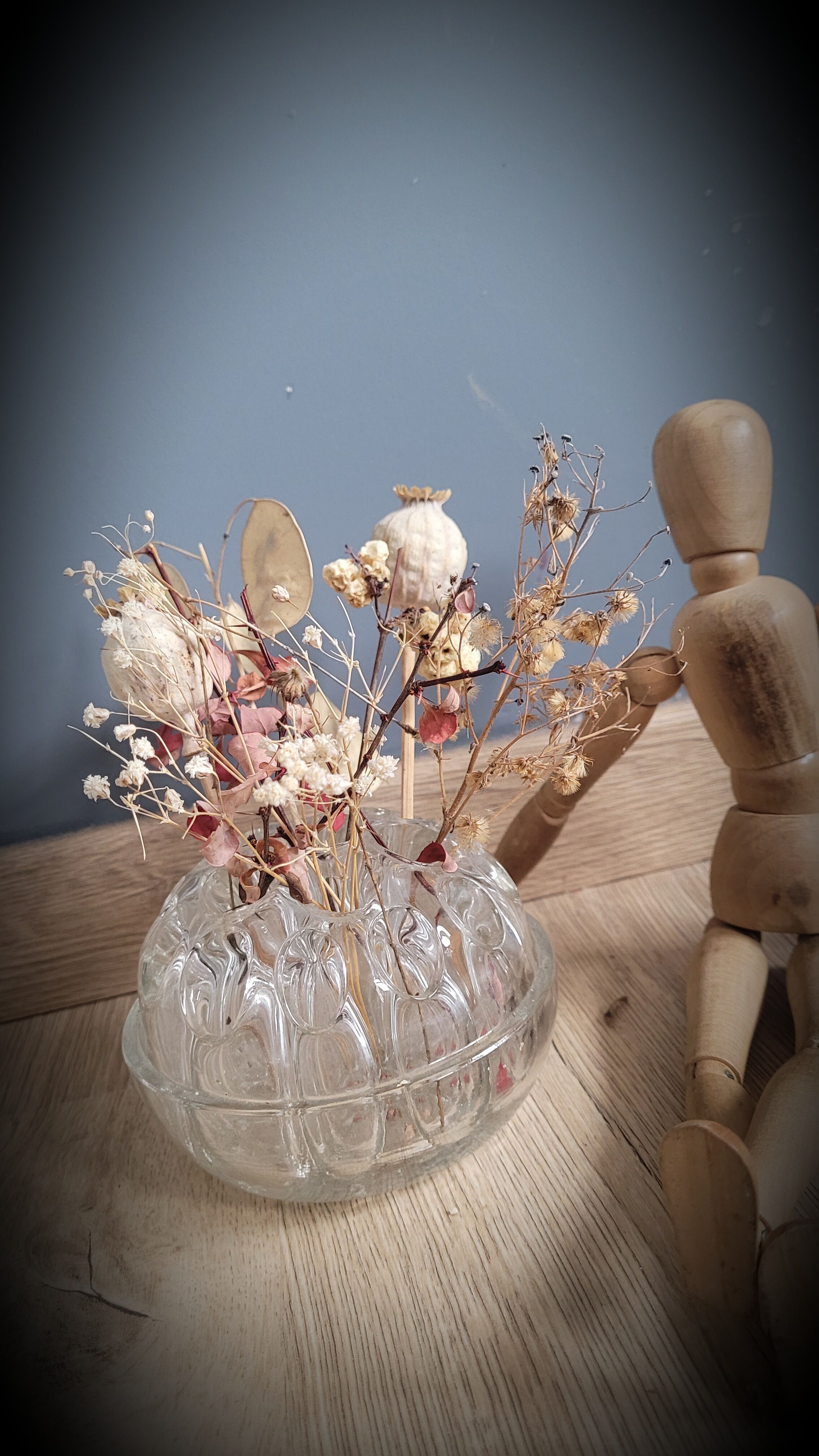 Flower spike 19 holes