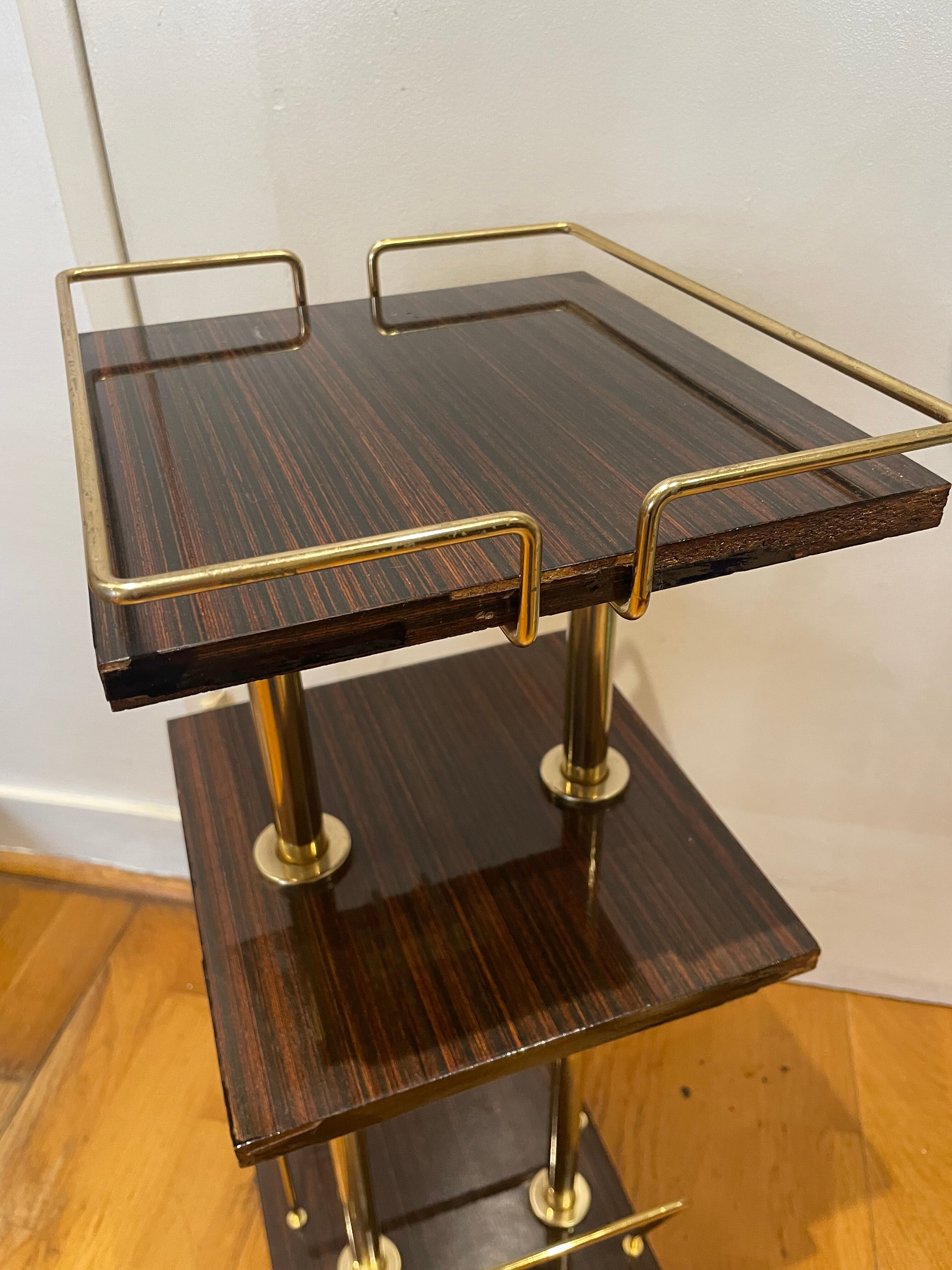 Sellette, porte revue formica et métal doré