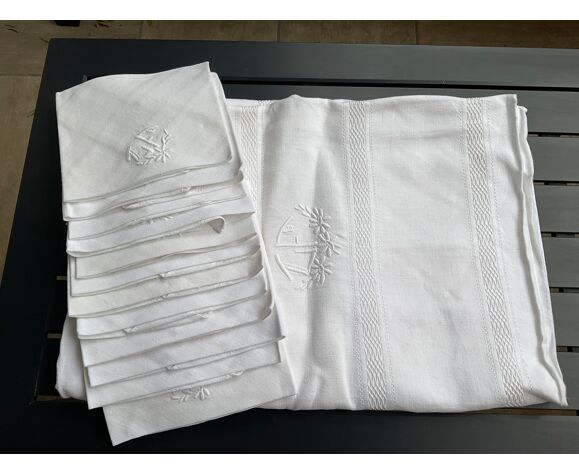 Nappe et 12 serviettes.lin/coton LF brodé