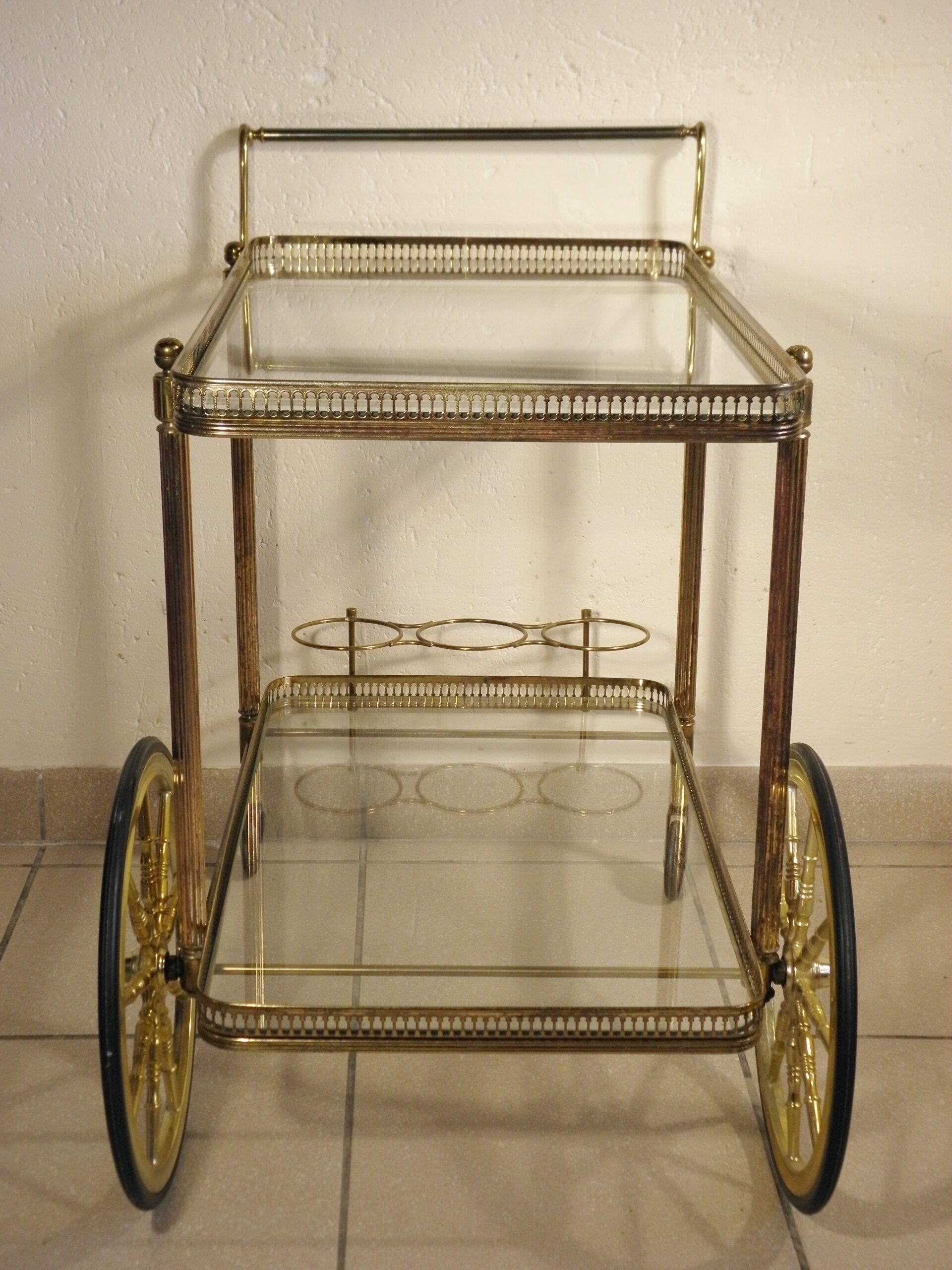 Mobile trolley - golden bar