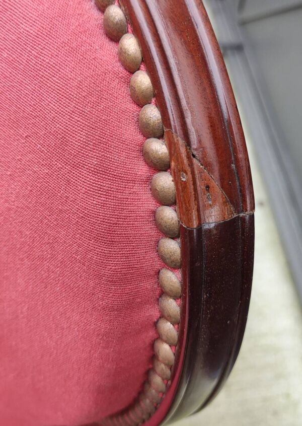 Ancienne Chaise basse Chauffeuse Rouge