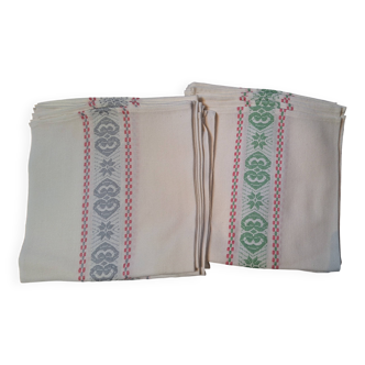 12 Pyrenees linen napkins