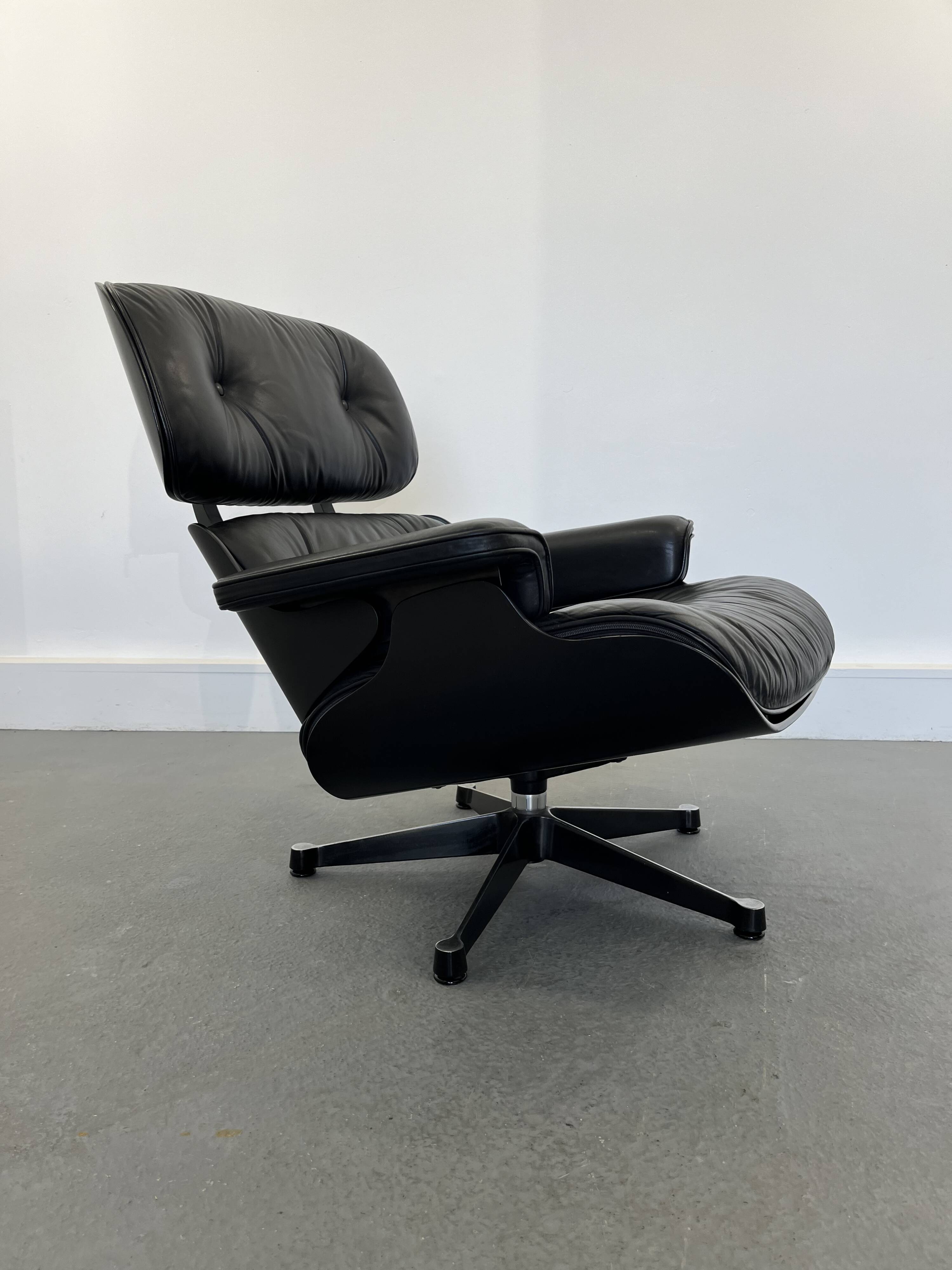 Lounge Chair by Charles & Ray Eames for Vitra, 1980s