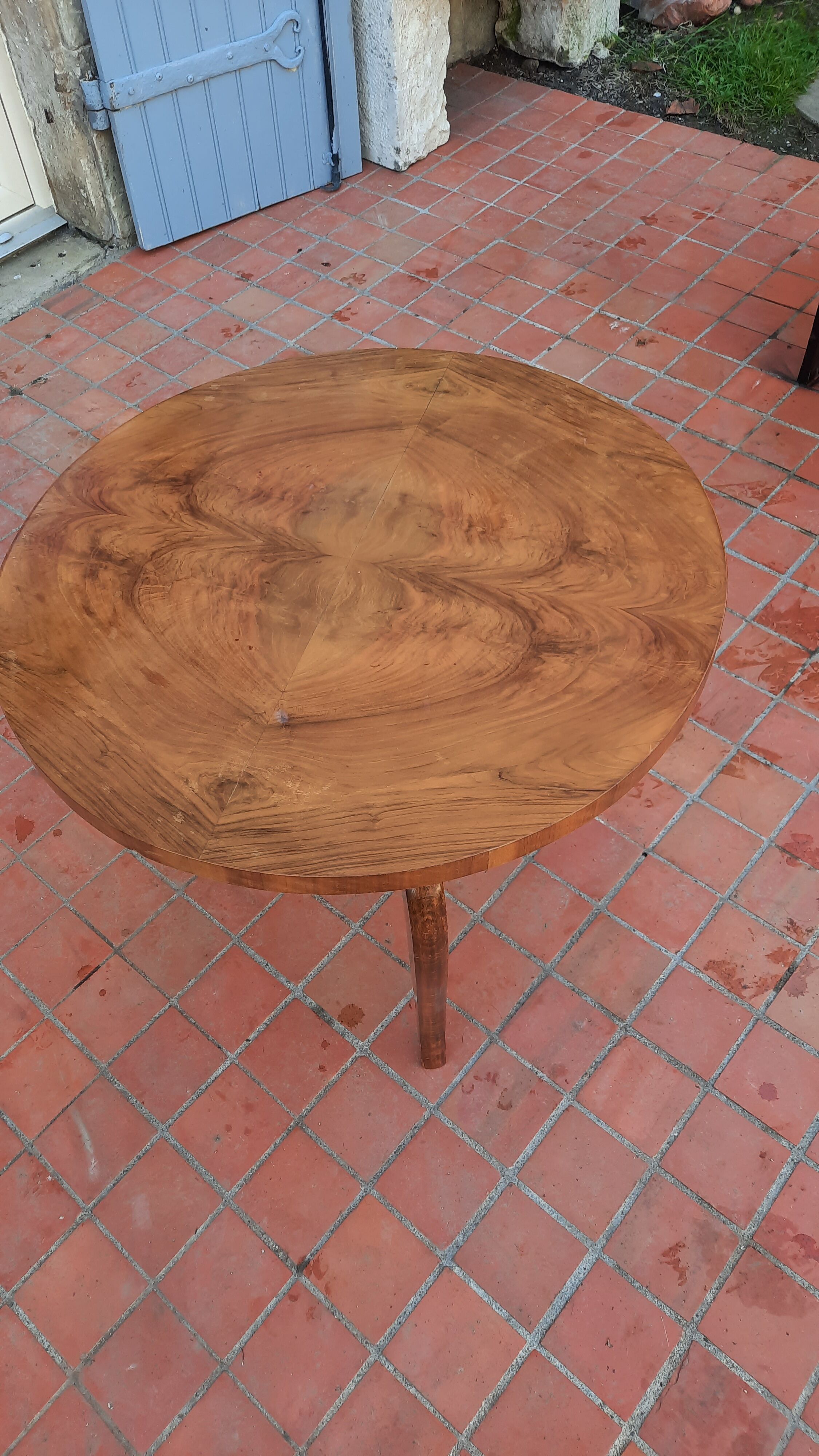 Art Deco pedestal table
