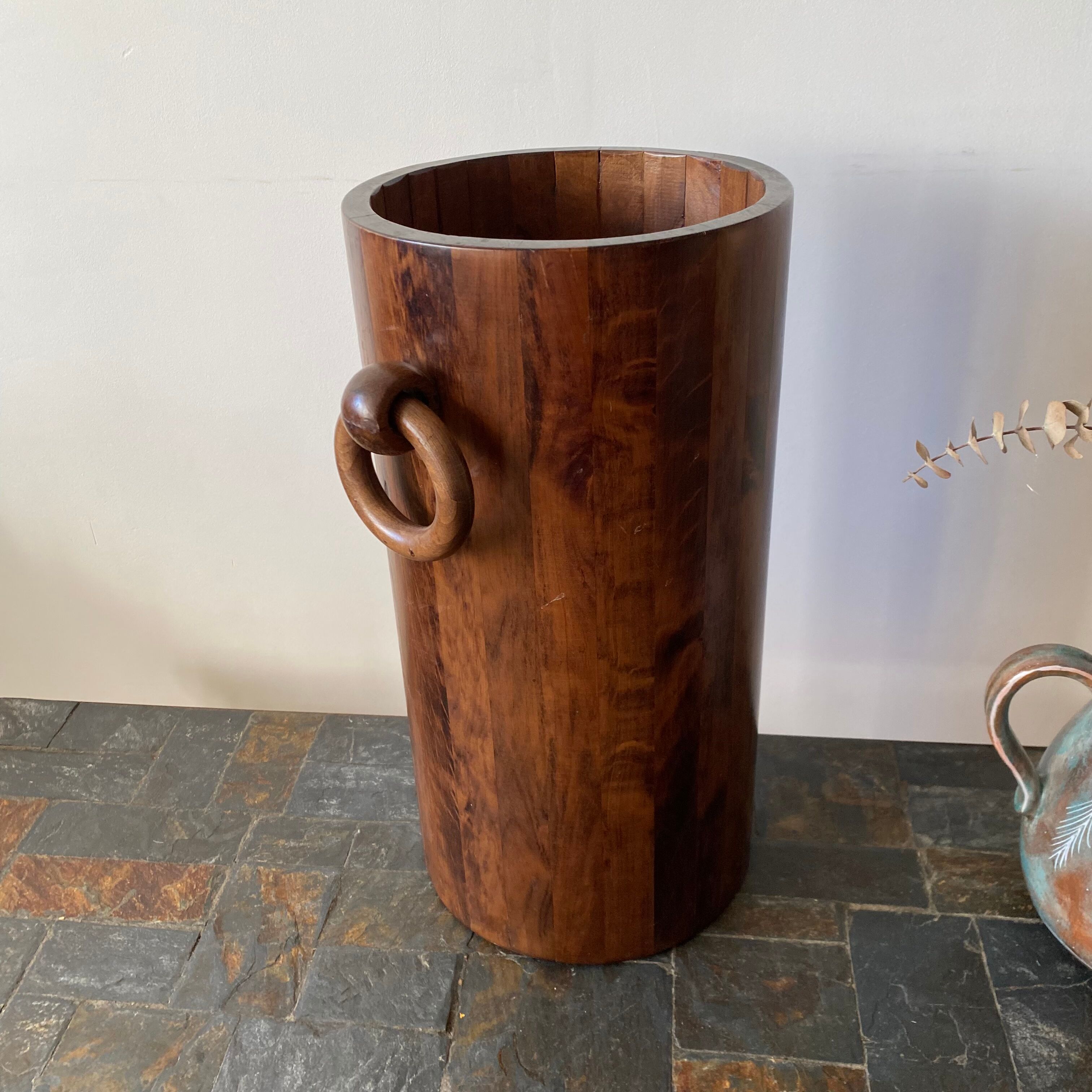 Wooden umbrella door