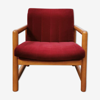 Vintage armchair in velvet and wood