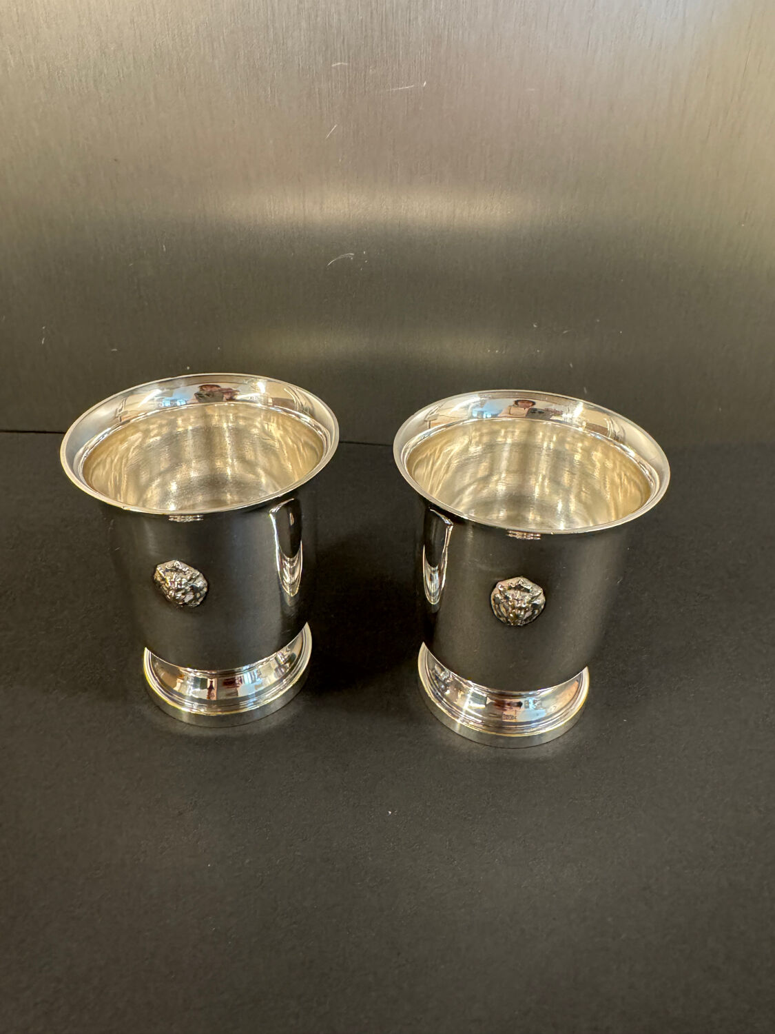 Pair of egg cups – lion heads – Empire style