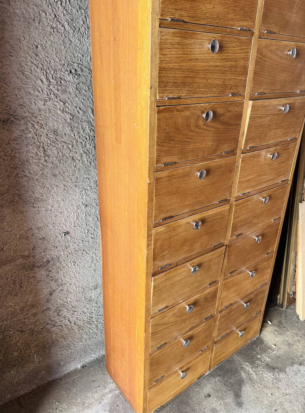Un Meuble De Notaire / Métier Double Colonnes à Clapet (Restaurer)
