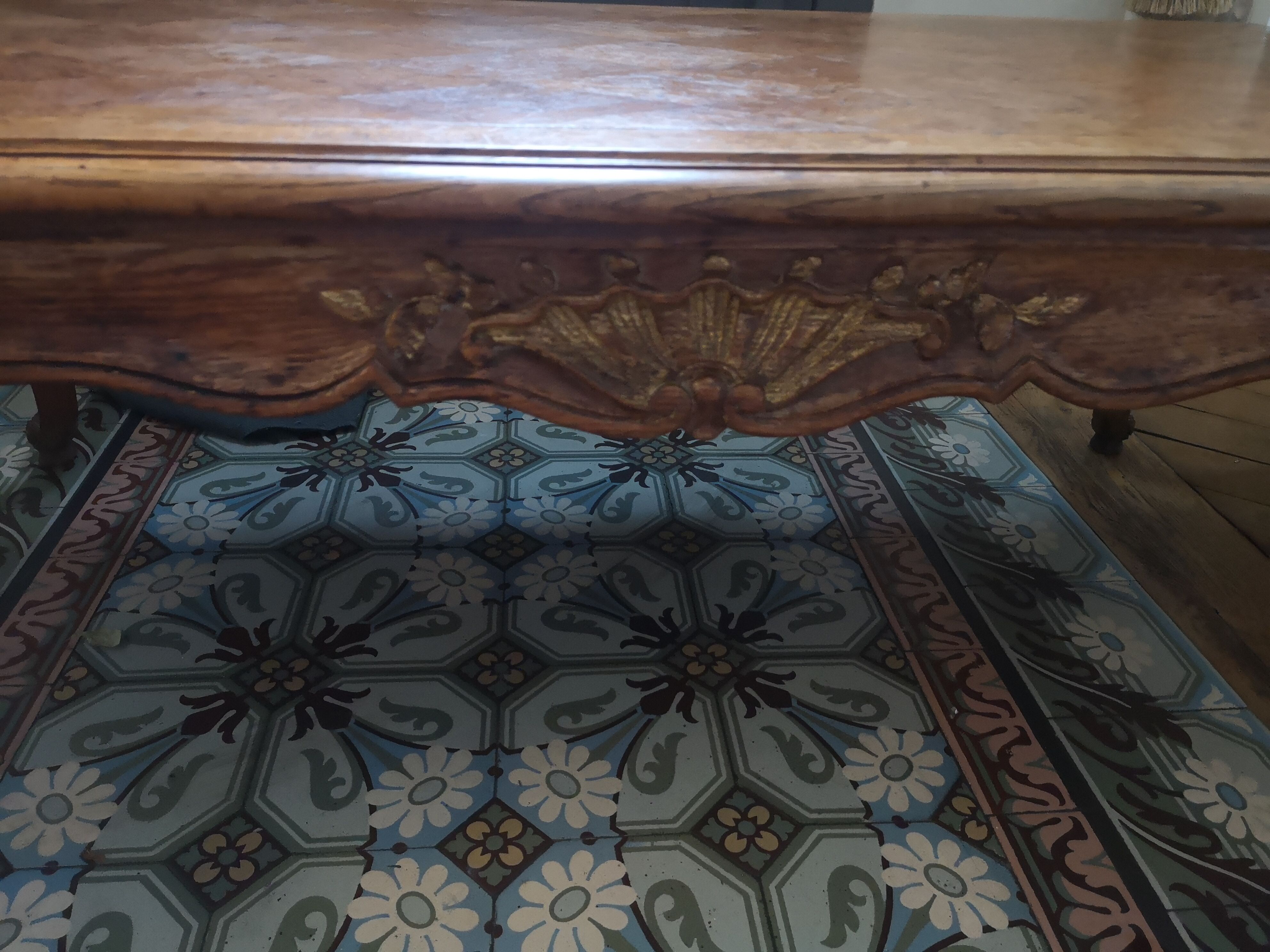Mercier Frères coffee table