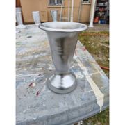 1 lot of aluminium vases from the 1930s
