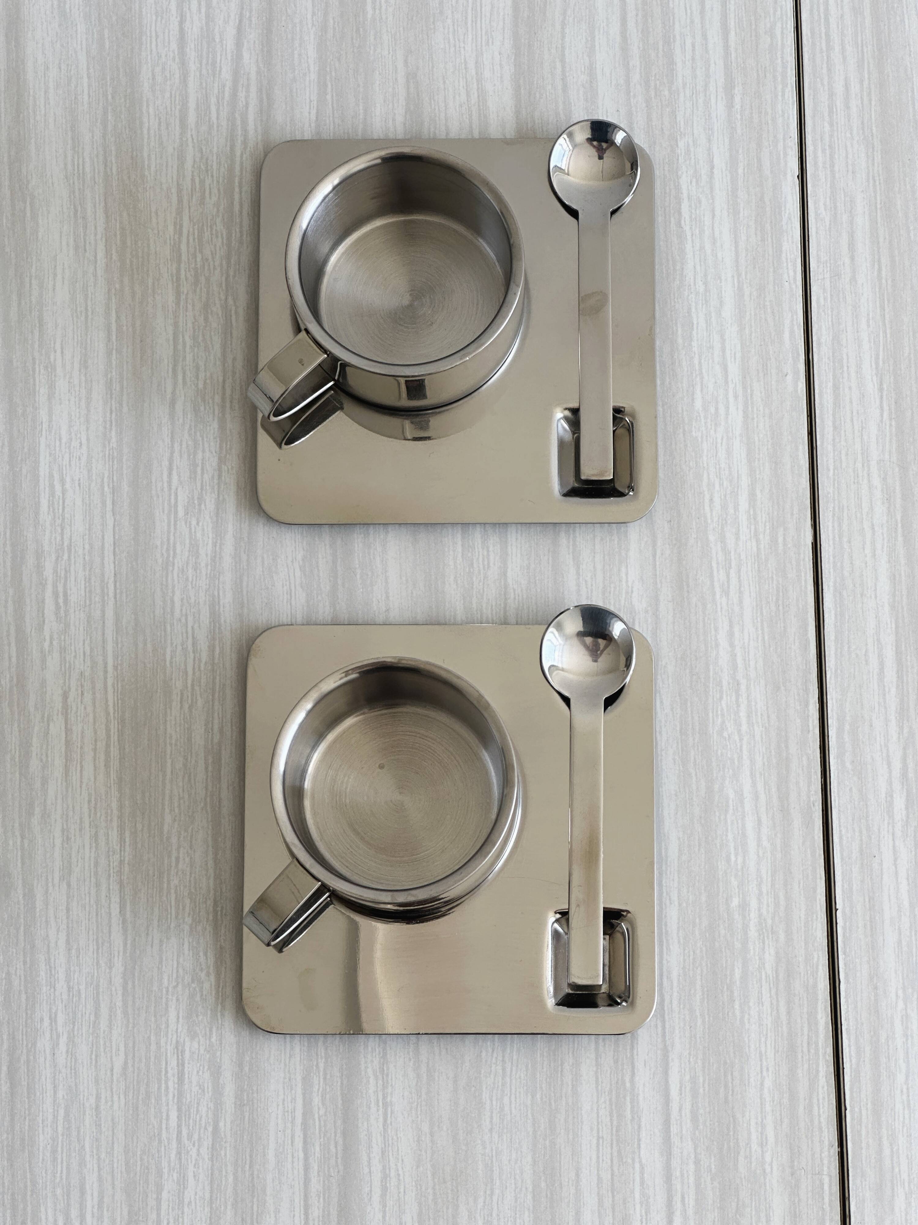 Set of 2 coffee cups