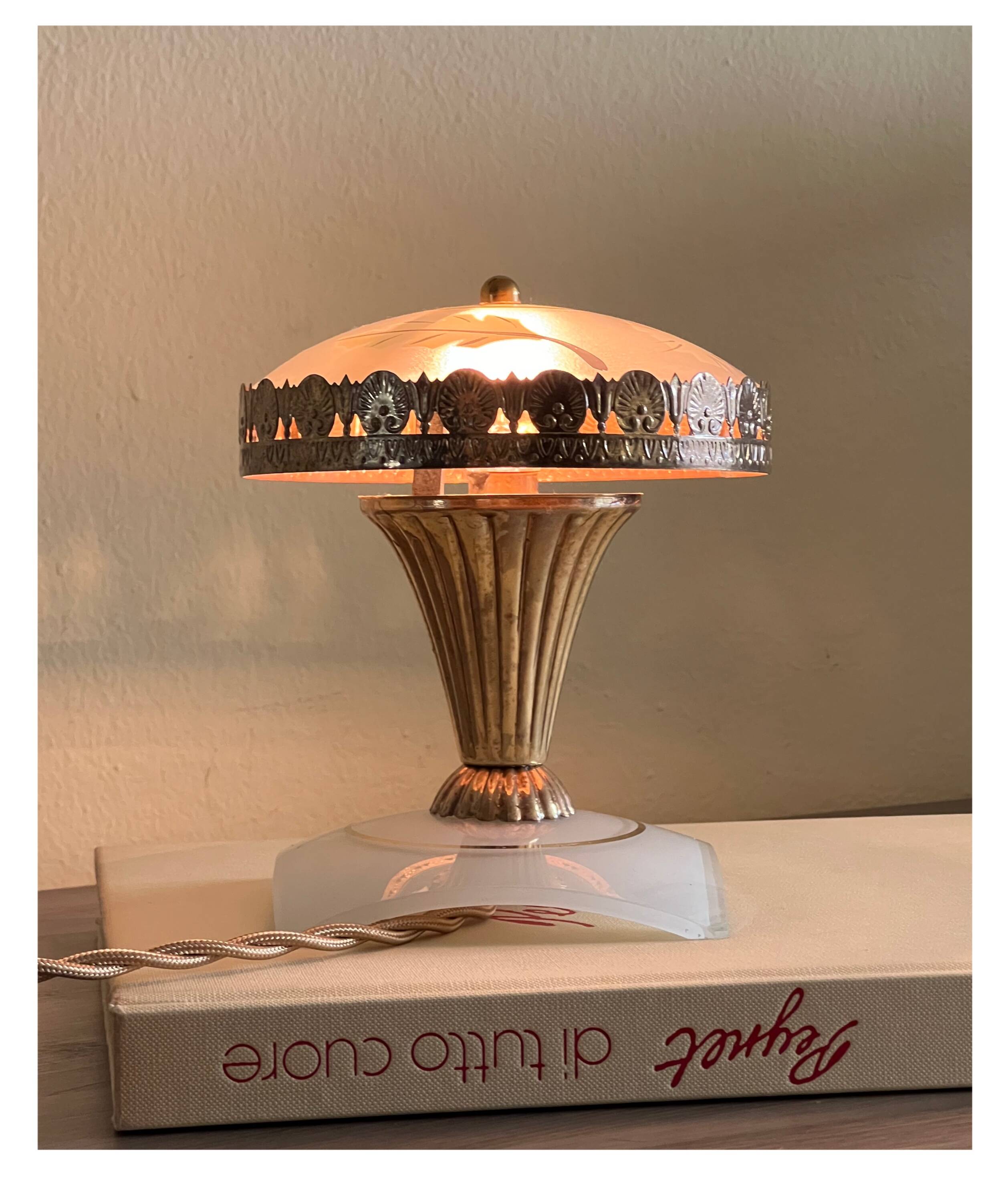 Vintage Table Lamp, Italy, 50-e