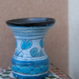 Vase bleu raku à tendance scandinave