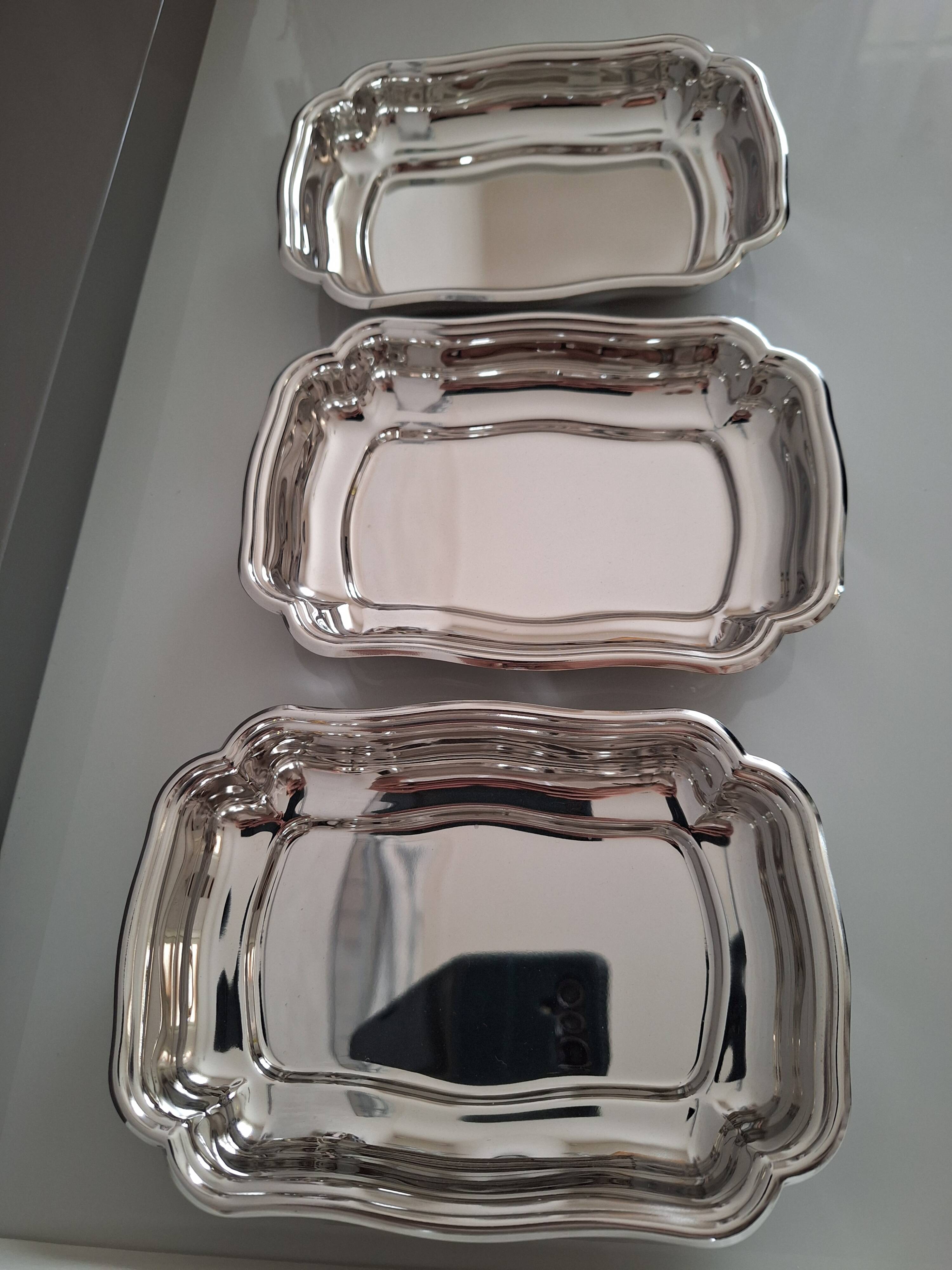 Set of tray and bowls by Jean Gozon