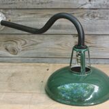 Enamelled swan collar lamp