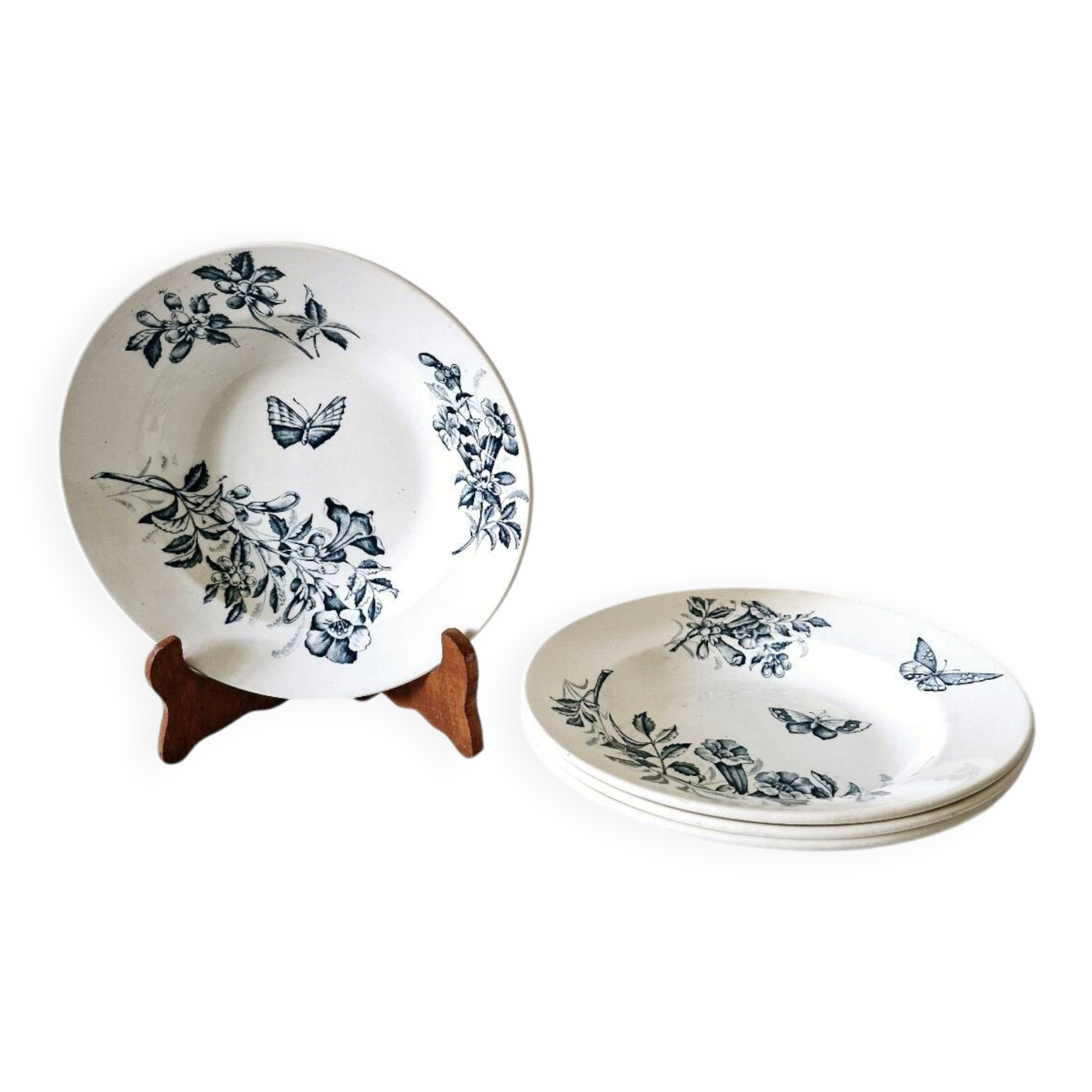 4 antique deep plates model Jasmin Badonviller