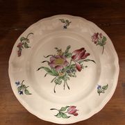 Assiette en faïence de Luneville