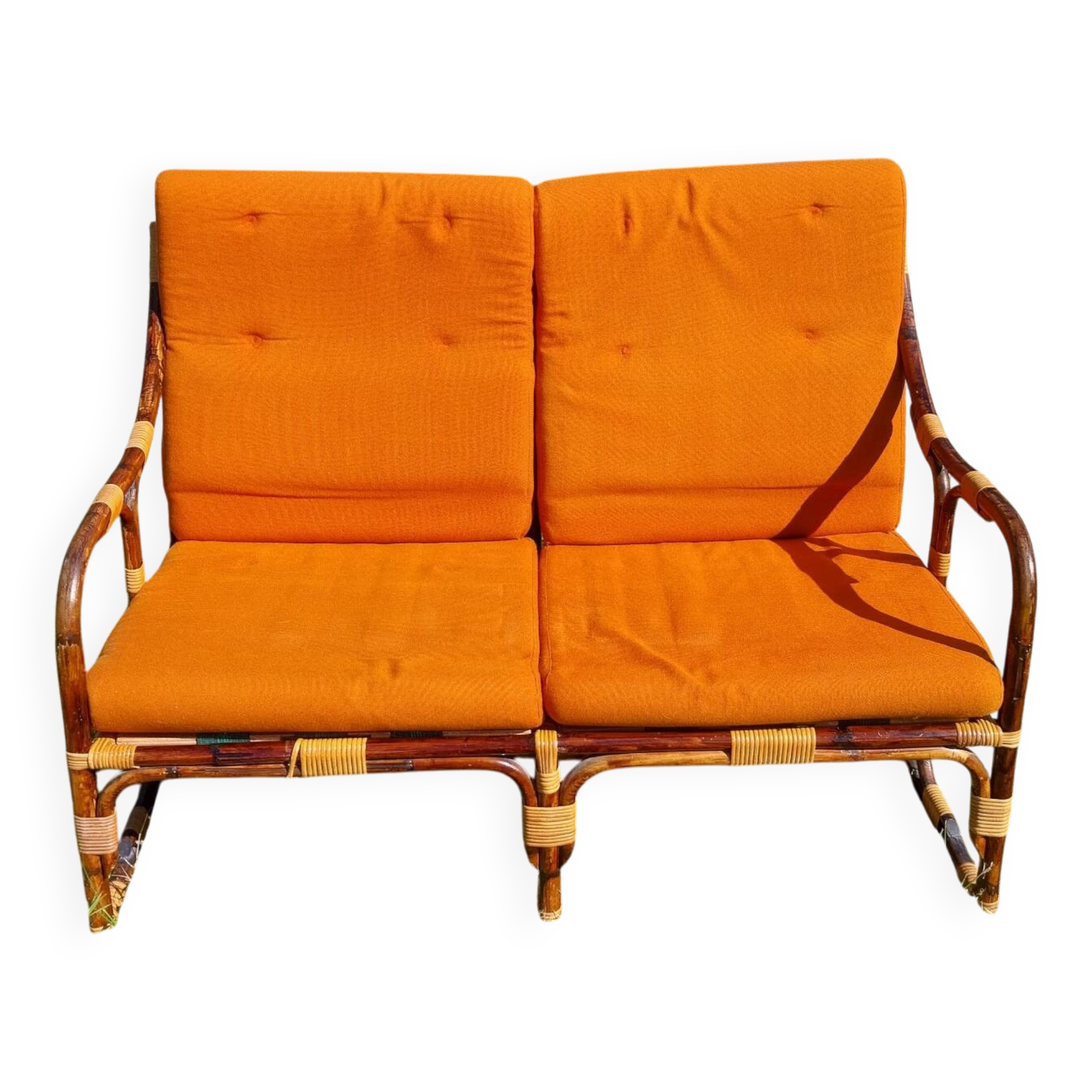 2-seater bamboo bench