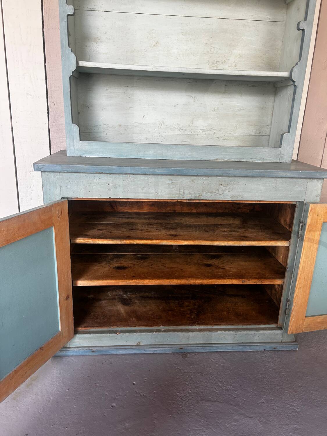 Buffet deux corps ancien – esprit campagne provençale