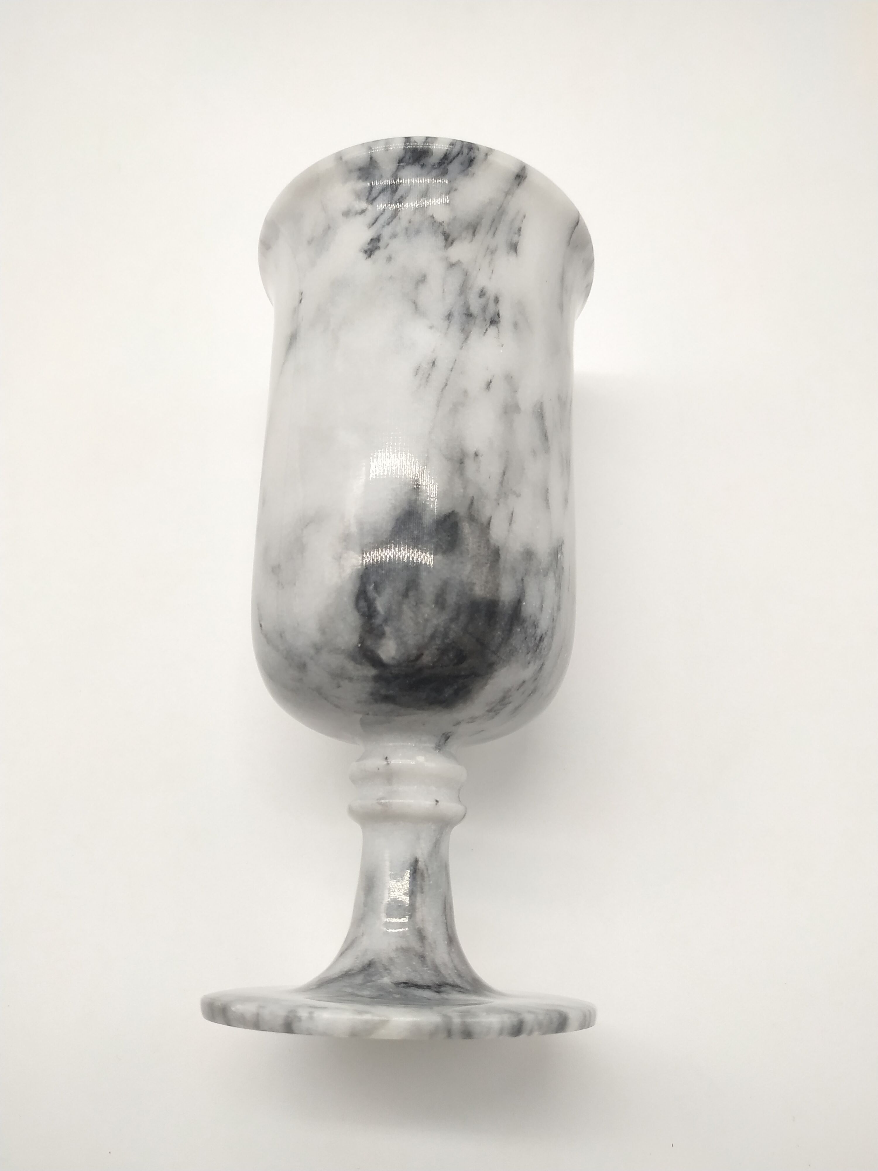 Service of 6 glasses on foot in baroque deco marble