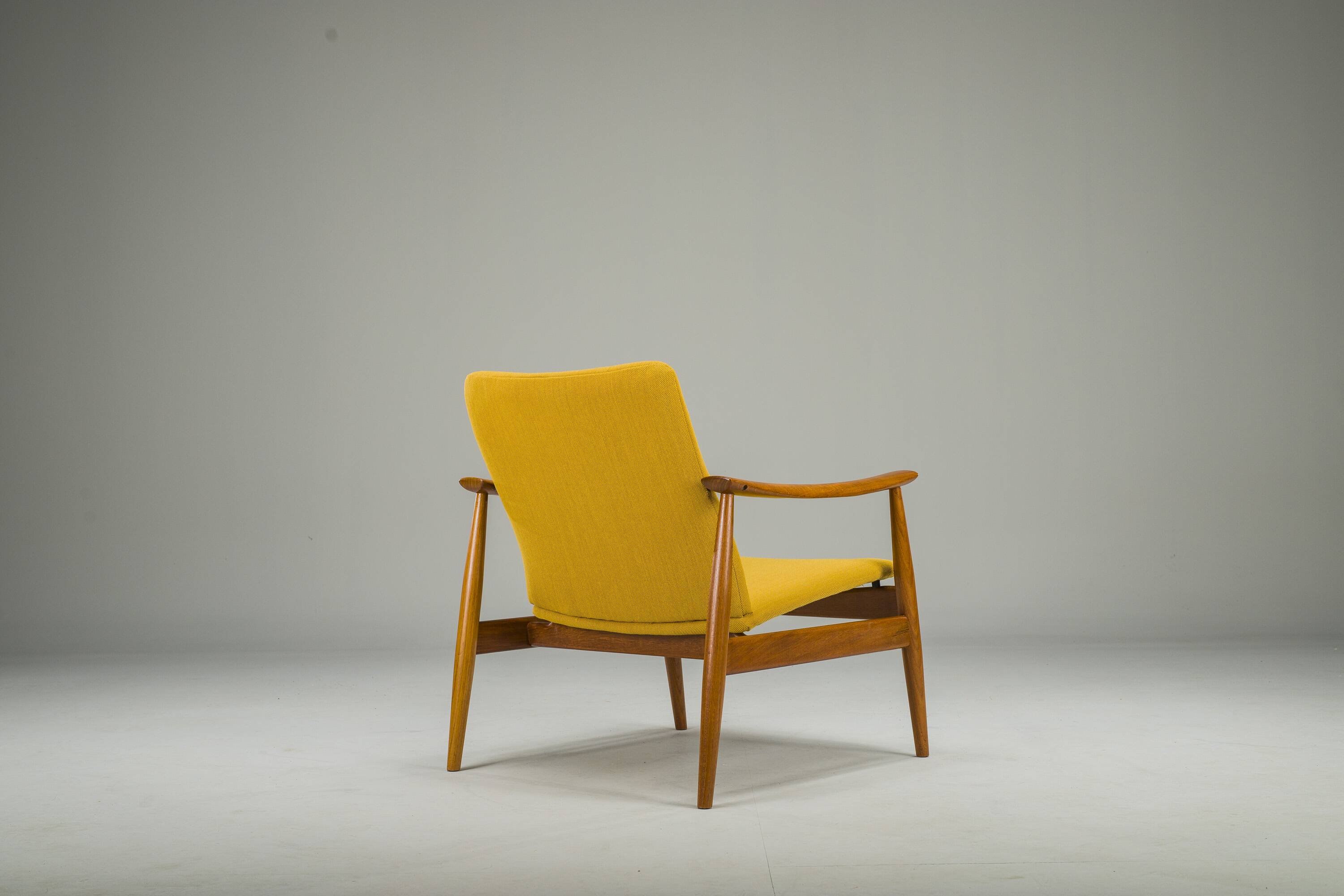 Mid-Century Danish Easy Chairs Model 138 by Finn Juhl for France & Søn, 19