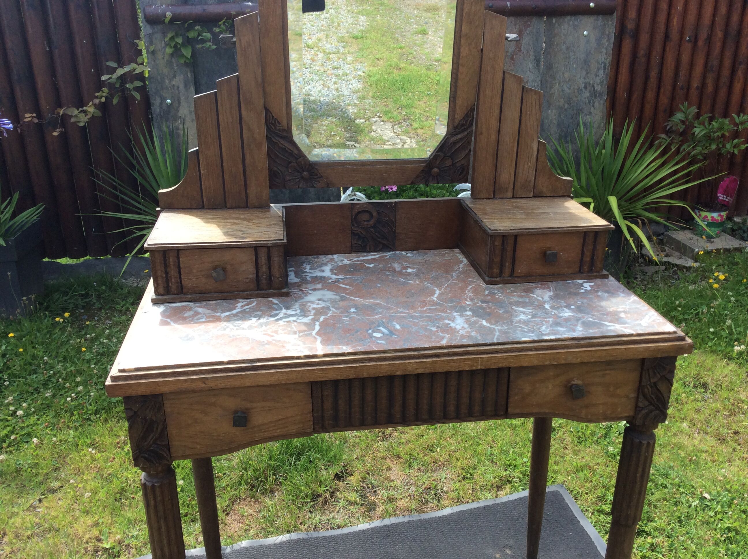 Rococo vintage hairdresser in oak marble top