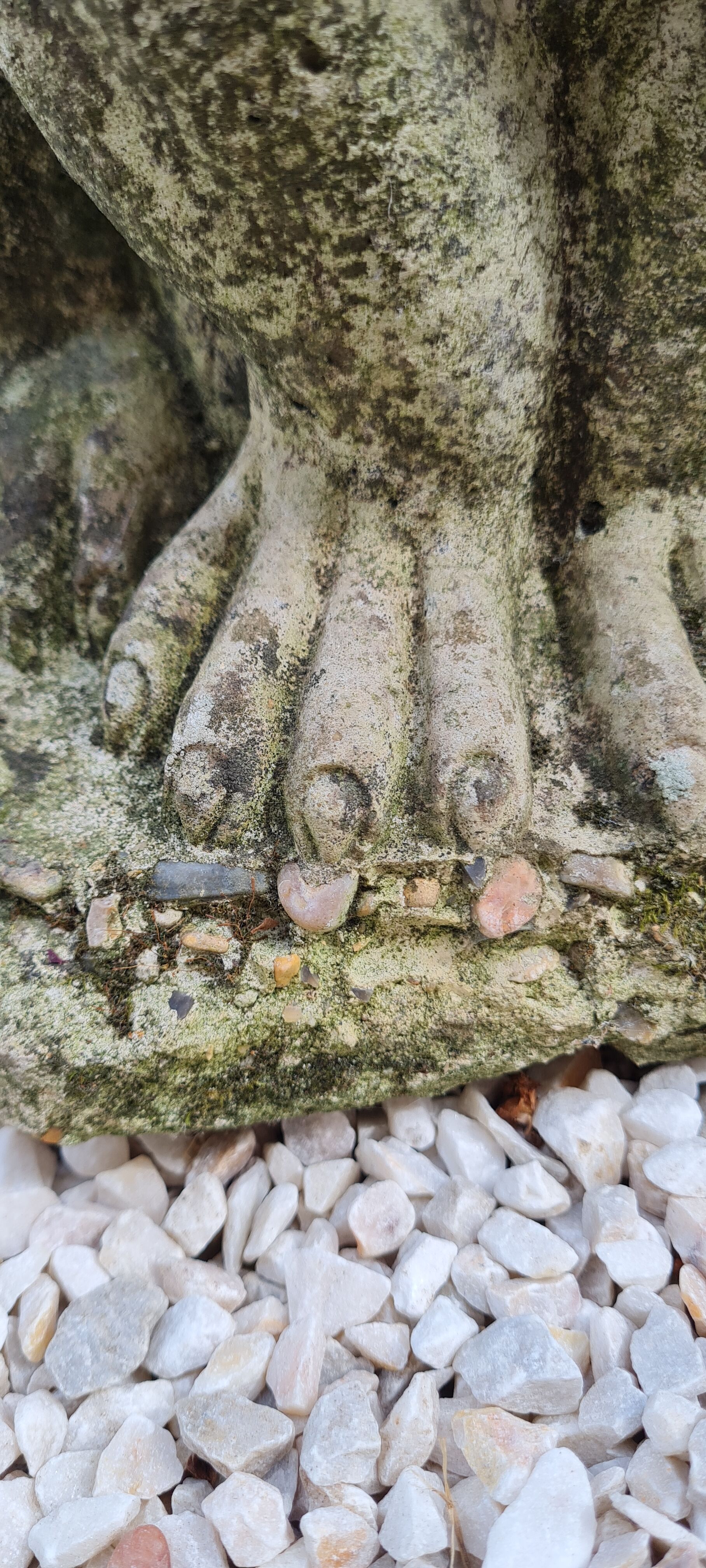 Reconstructed stone garden statues