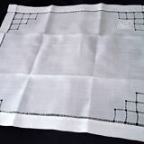 8 Linen napkins with openwork and monogram, size 51 x 57 cm