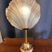 Shell lamp in gilded brass and molded glass 70s