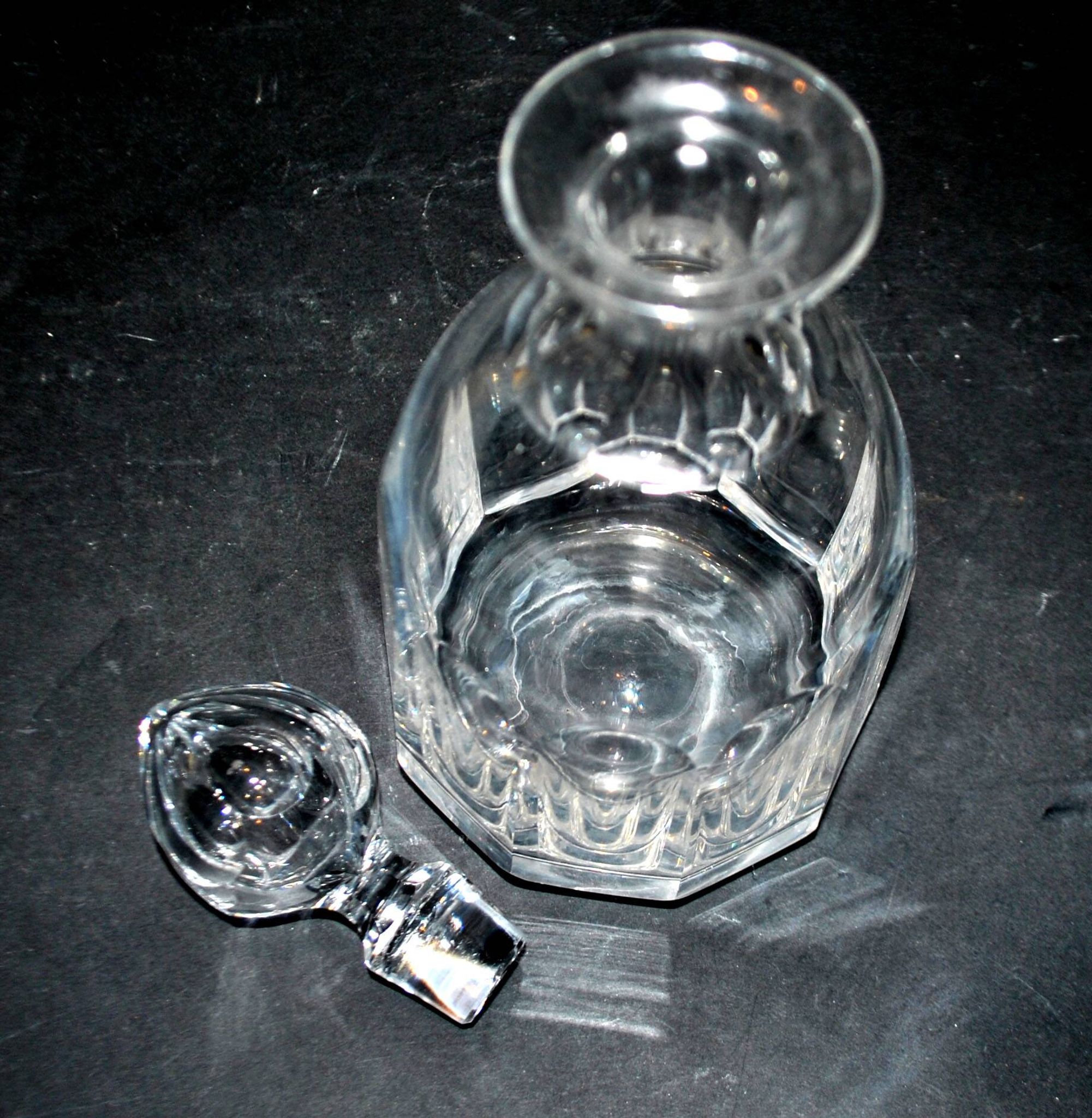 Carafe à whisky en cristal taillé à côtes plates saint-louis bristol? h25.5cm