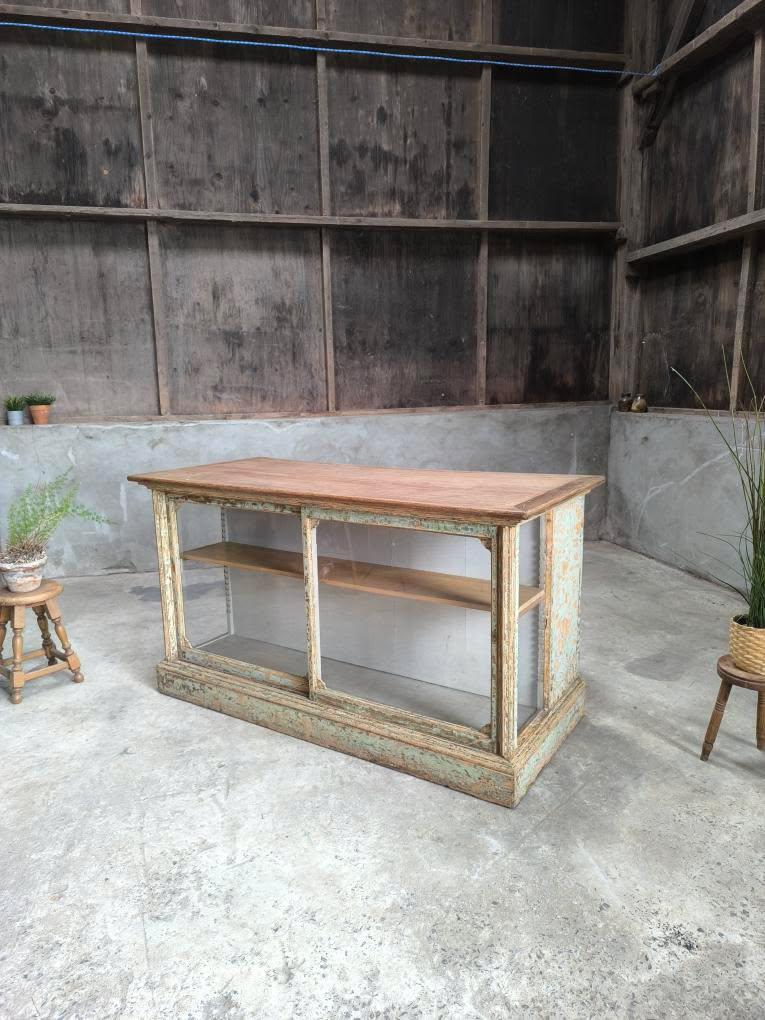 Comptoir vitré meuble de metier