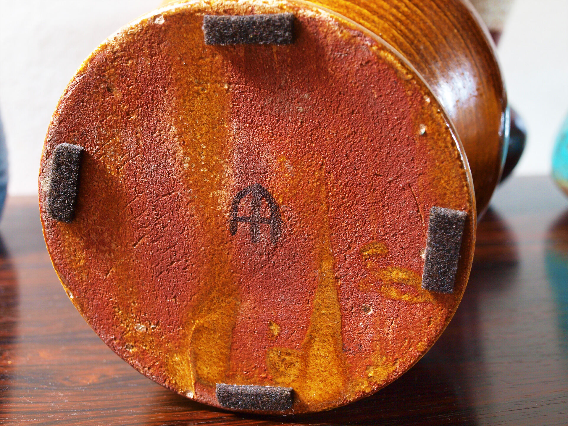 Ceramic flower-picnic vase of the potters of Accolay